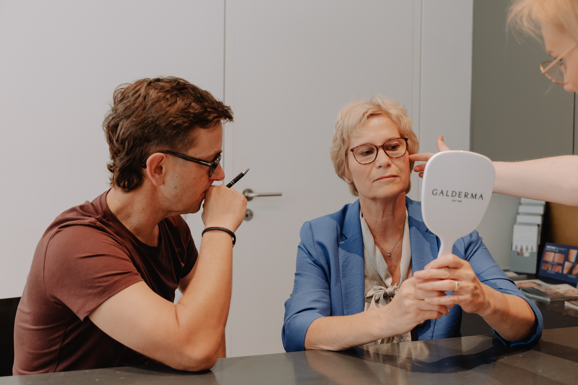 Diepe neus-lippenplooi