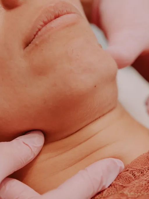 Horizontale halslijnen